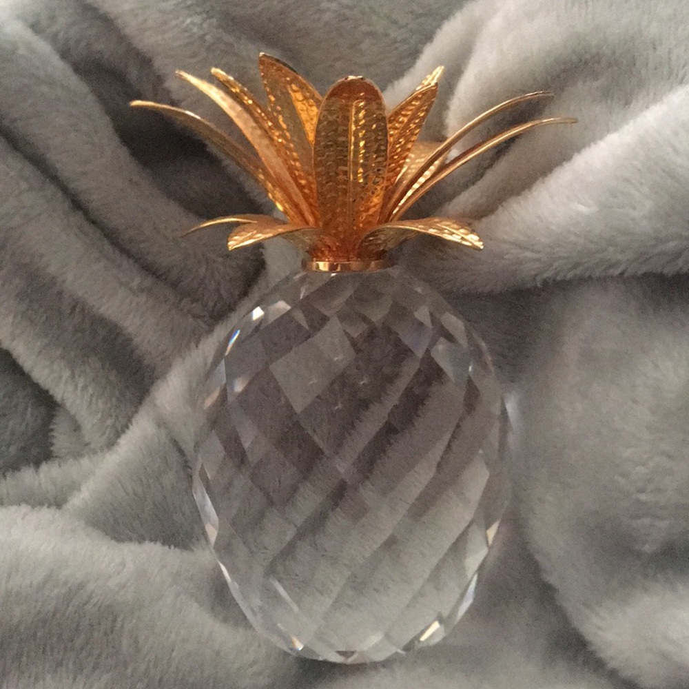 Swarovski Crystal Gold Leaf Pineapple